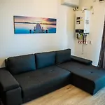 1 Dormitor Etaj 2 Moonlight Vega Apartment *