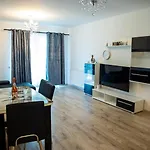 1 Dormitor Etaj 2 Moonlight Vega דירה מאמאיה