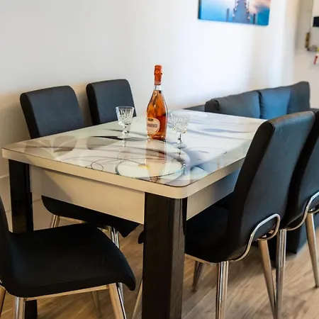 1 Dormitor Etaj 2 Moonlight 207 Vega Mamaia